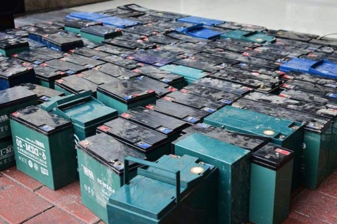 高价回收各种电瓶_电池回收处理厂家_磷酸铁锂电池回收厂家